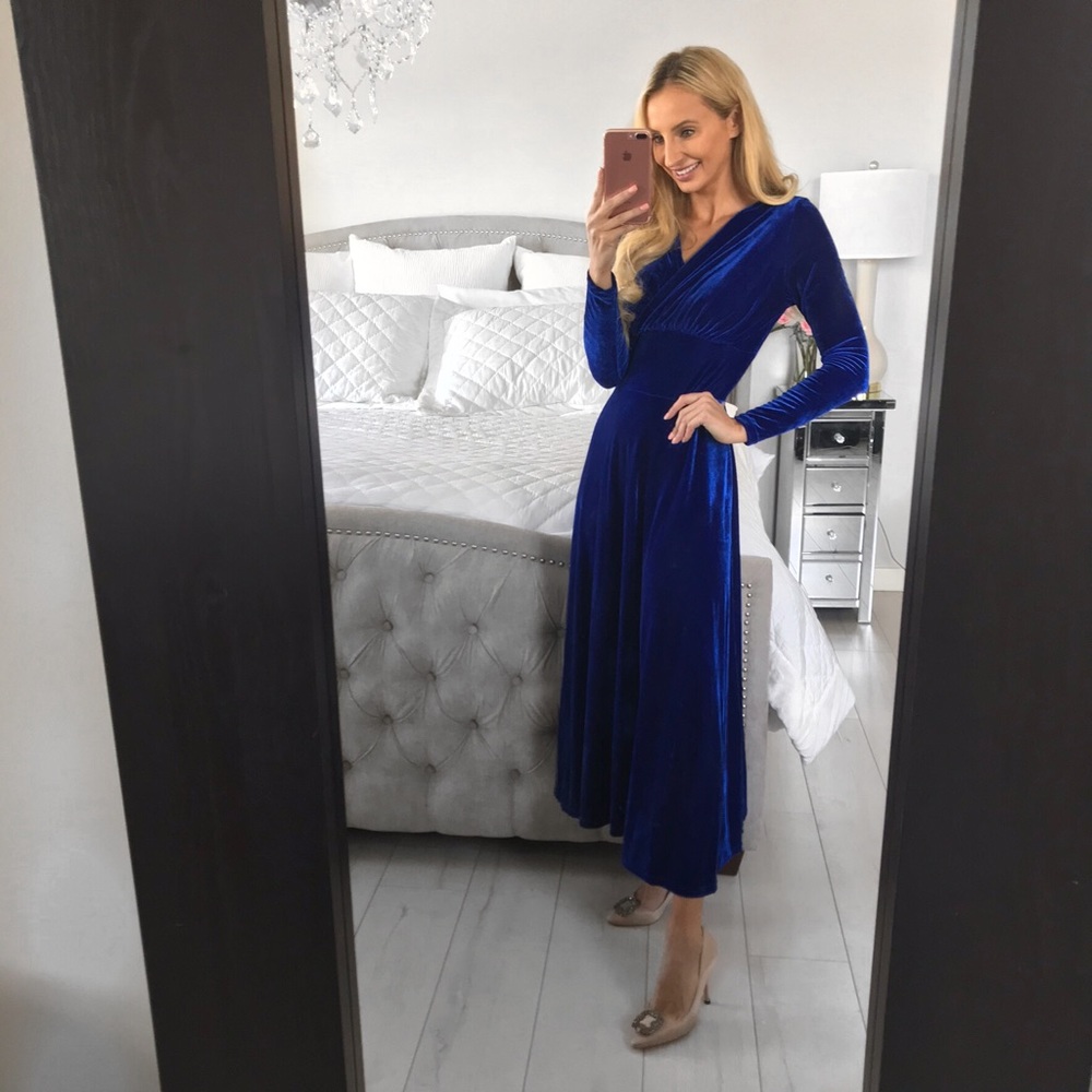 Winter Velvet Long Sleeve Maxi Vintage Dress - Picture 5 of 8